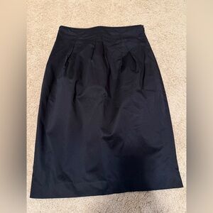 Club Monaco Classic Black Pleated Pencil Skirt Lined Size 0